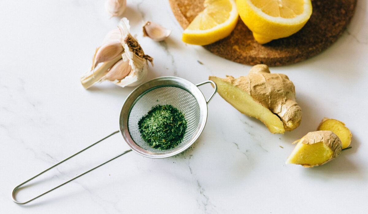 boost herb flavor and potency — Herbs: 7 proven ways to boost flavor and potency — Photo by Nataliya Vaitkevich on Pexels